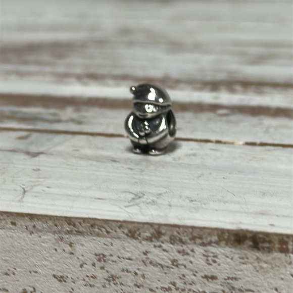 Pandora euc gnome troll hobbit holding clover flower sterling silver charm - Picture 2 of 4